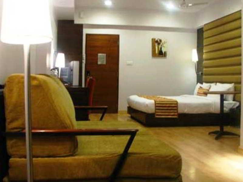 Levender Bough Hotel Mumbai Exterior foto