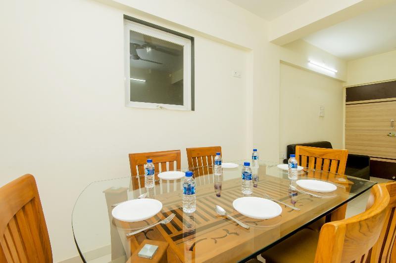 Levender Bough Hotel Mumbai Exterior foto